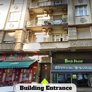 Hostel Black Sheep Hostel&apart 