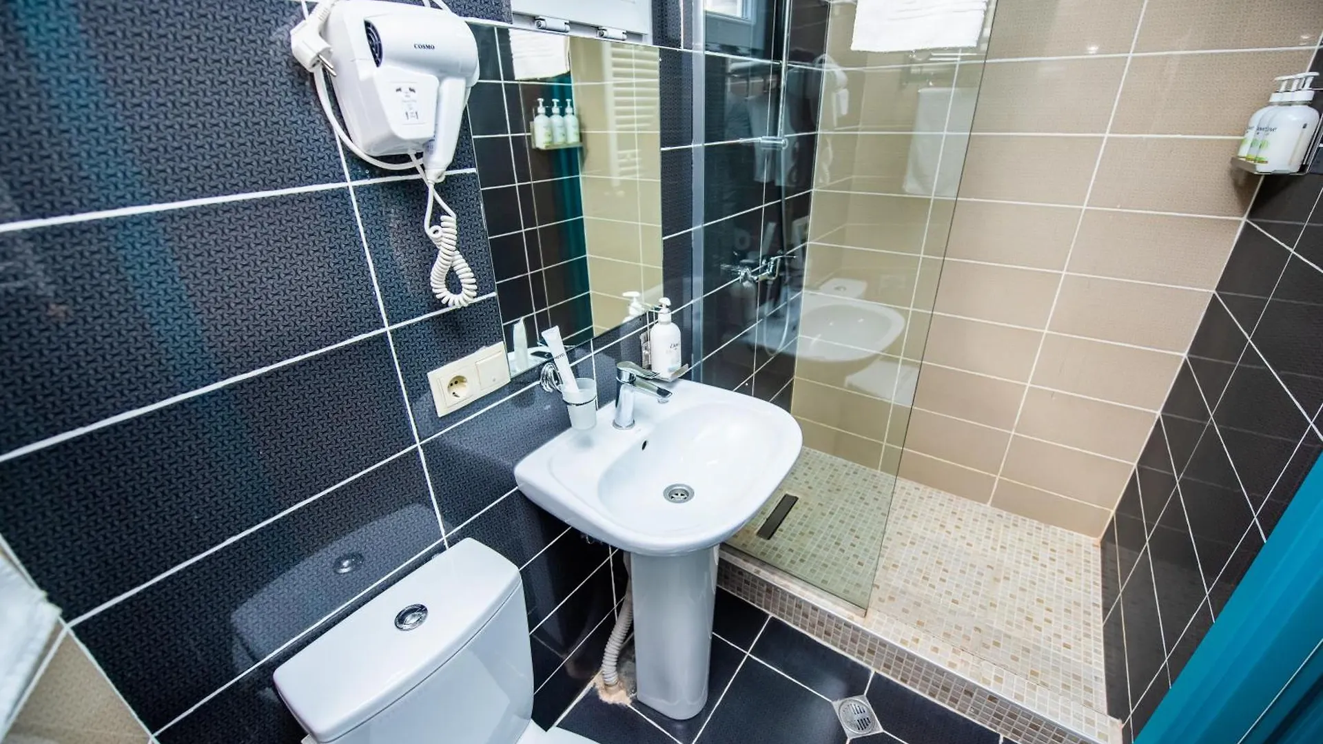 City Inn - Boutique Hotel Tbilisi 4*,